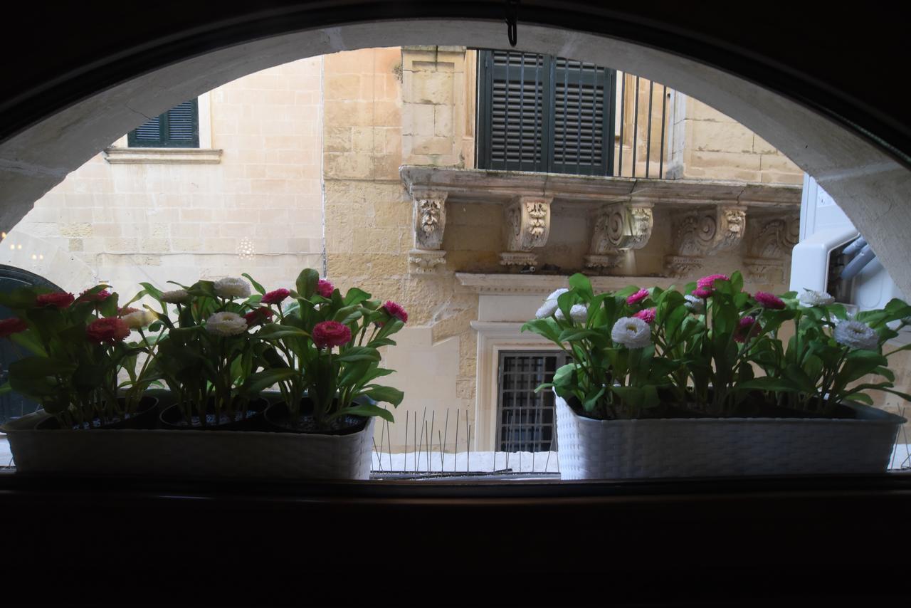 Cadelli Luxury Suite & Apartments Lecce Kültér fotó